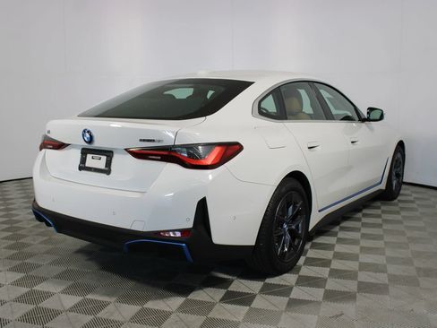 Used 2023 BMW i4 eDrive35 w/ Premium Package RWD image 43