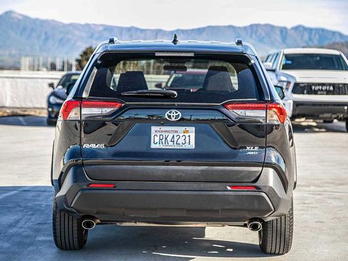 Certified 2025 Toyota RAV4 XLE image 7