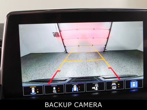 Used 2021 GMC Yukon XL AT4 w/ Rear Media and Nav Package image 20