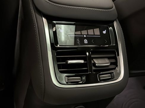 New 2026 Volvo XC90 T8 Plus image 28