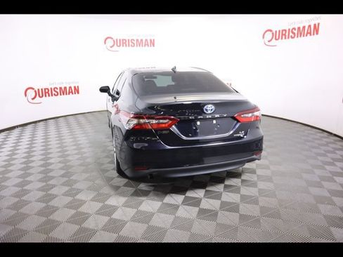 Used 2021 Toyota Camry LE FWD image 16
