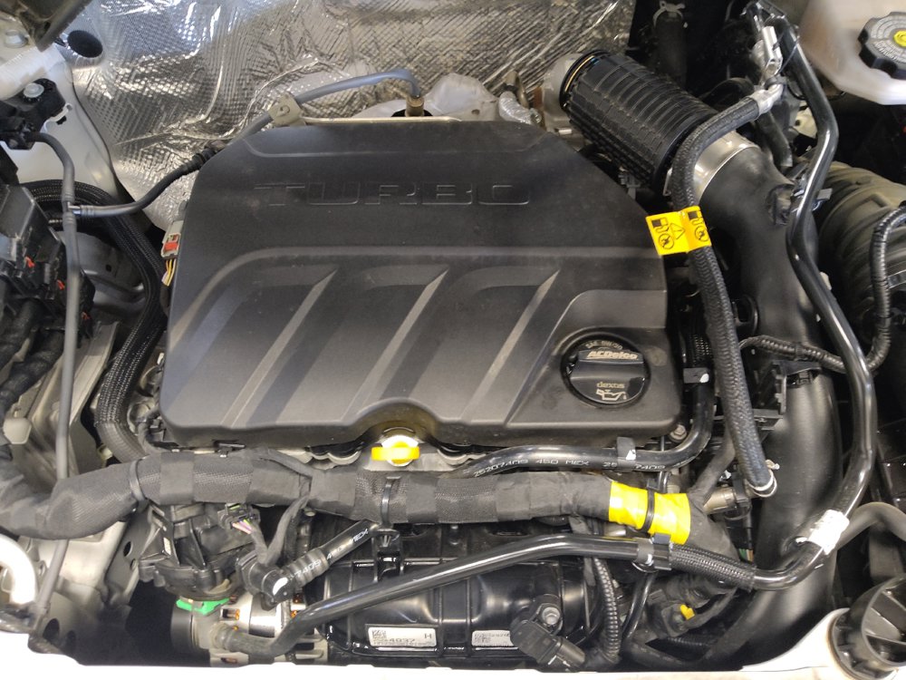 Used 2025 Chevrolet Trax LT w/ LT Convenience Package FWD image 30