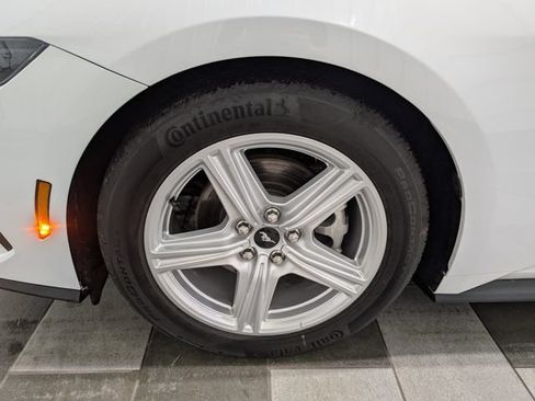 Used 2026 Ford Mustang Premium RWD image 7