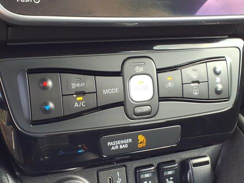 Used 2025 Nissan Leaf SV Plus FWD image 22