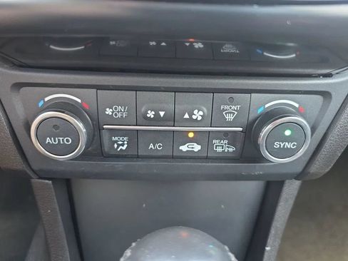 Used 2021 Acura ILX w/ Premium Package FWD image 33