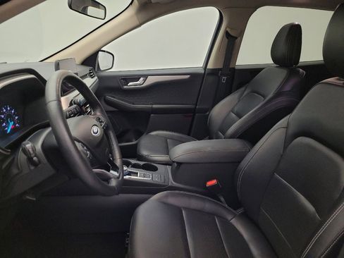 Used 2020 Ford Escape SEL image 17