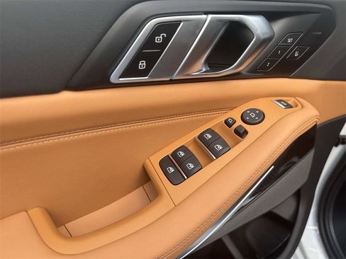 New 2026 BMW X5 M60i w/ Executive Package image 17