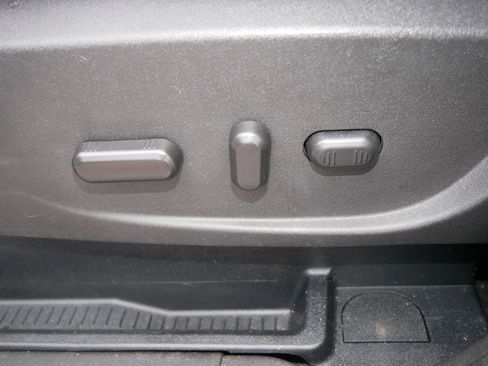 Certified 2018 Ford Escape SEL w/ Canadian Touring Package image 19