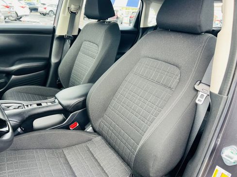 Used 2024 Honda HR-V LX image 16