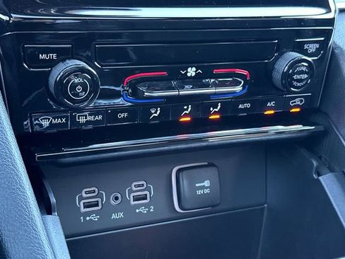 New 2025 Jeep Grand Cherokee Laredo X image 20