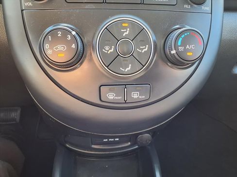 Used 2012 Kia Soul image 23