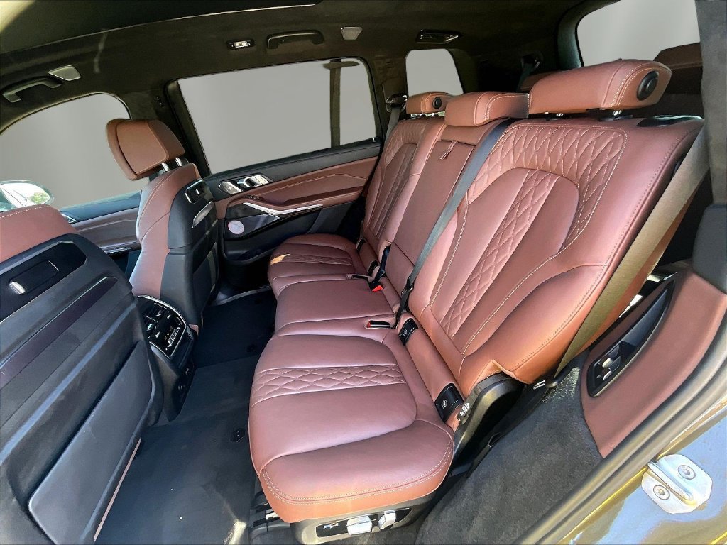 Used 2024 BMW X7 M60i w/ Executive Package AWD/4WD image 22