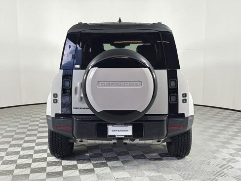 New 2026 Land Rover Defender 110 S image 4
