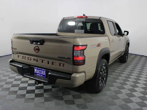 Used 2024 Nissan Frontier PRO-4X w/ Off-Road Protection Package AWD/4WD image 23