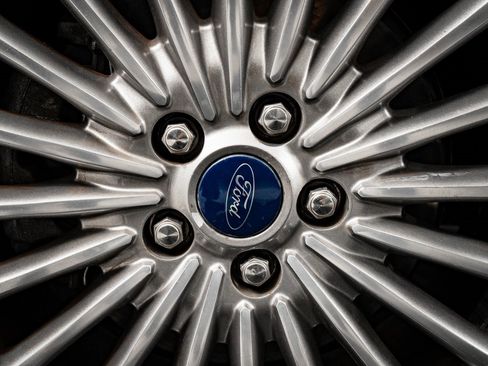 Used 2015 Ford Fusion Titanium image 8