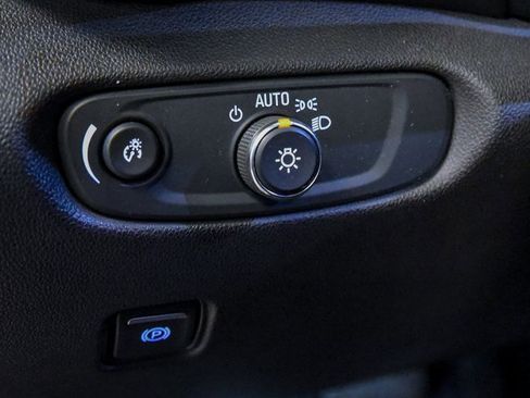 Used 2021 Chevrolet Blazer RS image 17