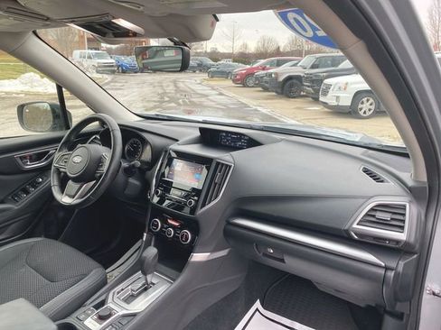 Used 2020 Subaru Forester Premium image 28