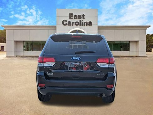 Certified 2022 Jeep Grand Cherokee Laredo E w/ Security & Convenience Group AWD/4WD image 4