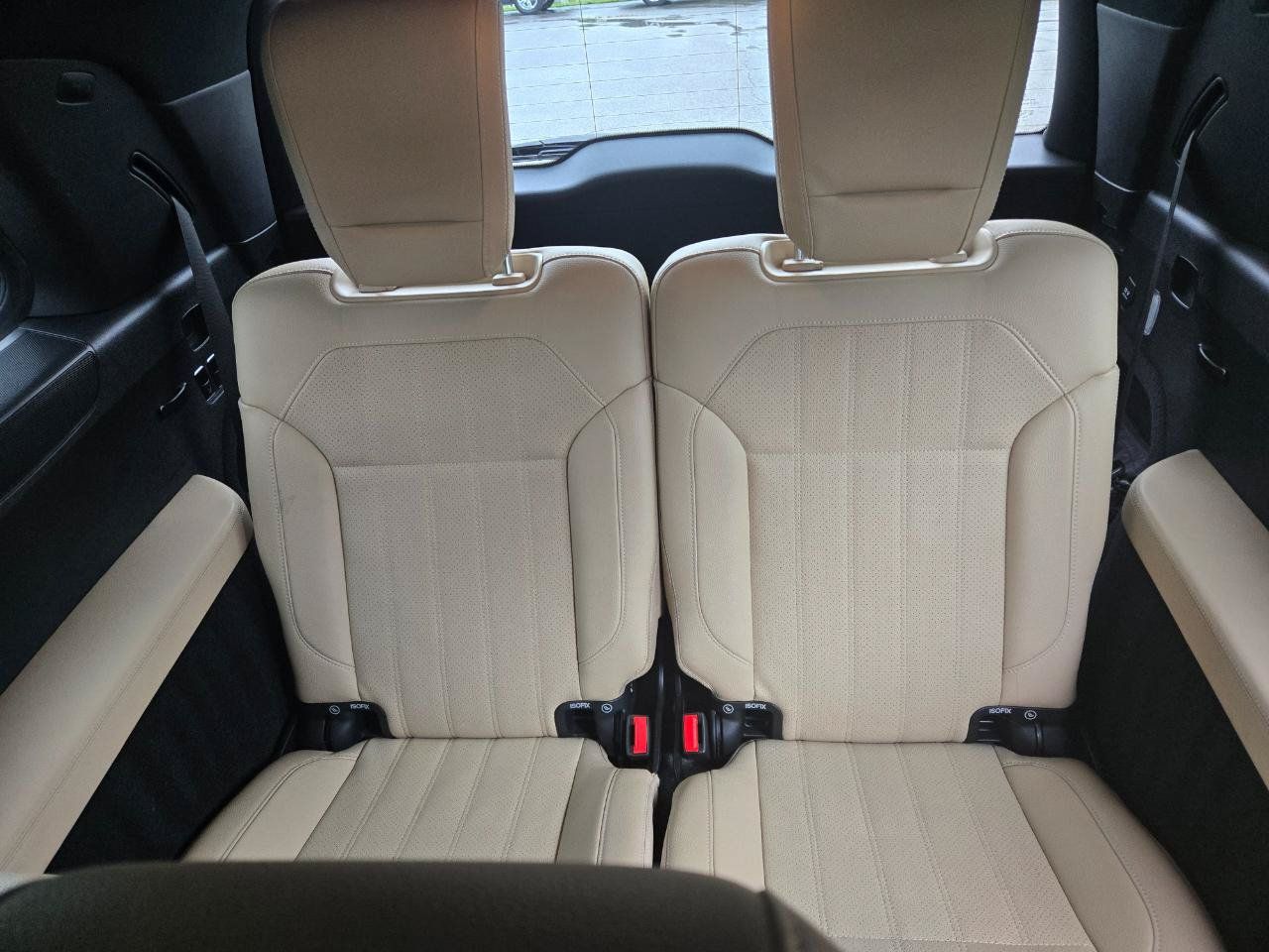 Used 2017 Mercedes-Benz GLS 450 4MATIC w/ Premium Package image 25
