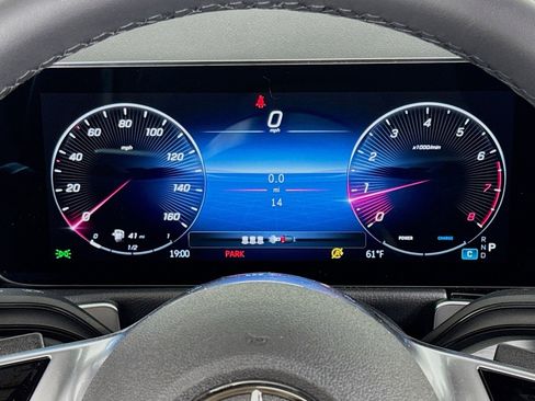 New 2026 Mercedes-Benz GLB 250 image 18