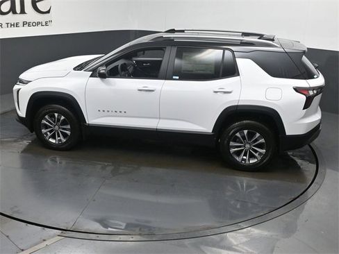 New 2026 Chevrolet Equinox LT w/ LPO, Floor Liner Package image 21