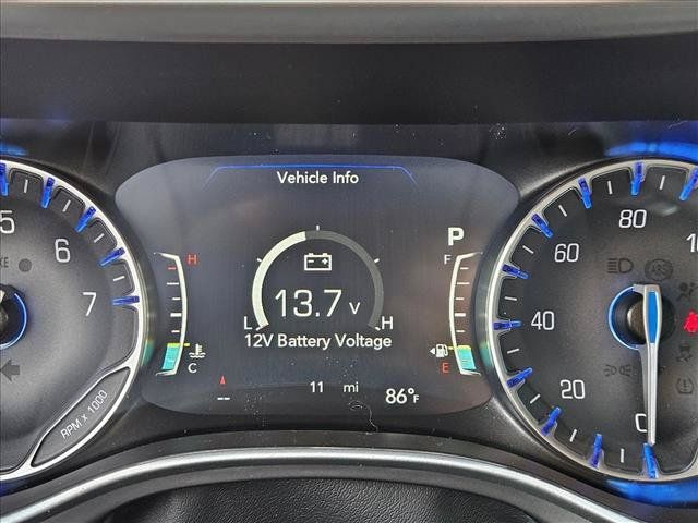 New 2027 Chrysler Pacifica Select FWD image 11