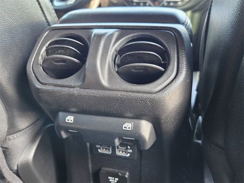 Used 2021 Jeep Gladiator Mojave image 30