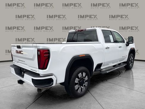 Used 2025 GMC Sierra 2500 Denali image 5