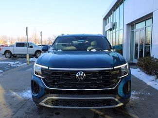 New 2026 Volkswagen Atlas Cross Sport SEL AWD/4WD video 2