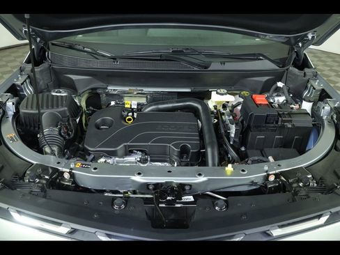 New 2026 Chevrolet Equinox LT w/ Convenience Package II FWD image 15
