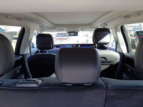 New 2026 Lincoln Nautilus Reserve image 26