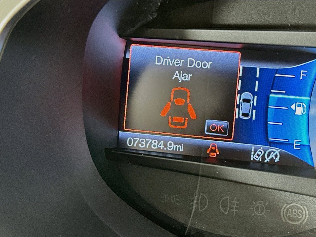 Used 2019 Ford Edge SEL w/ Equipment Group 201A AWD/4WD image 18