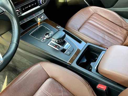 Used 2018 Audi Q5 2.0T Premium Plus w/ Premium Plus Package image 12