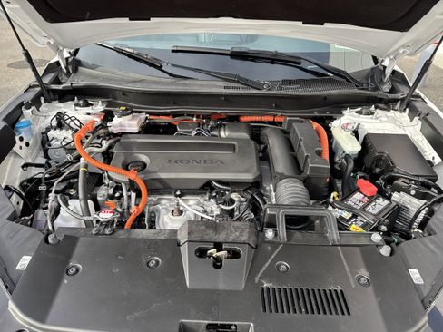 Used 2024 Honda CR-V Sport-L image 9