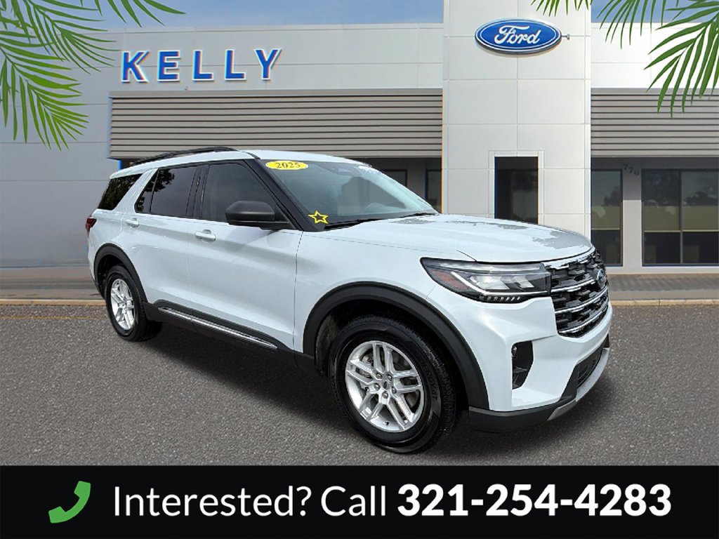 Certified 2025 Ford Explorer Active w/ Active Comfort Package RWD image 7
