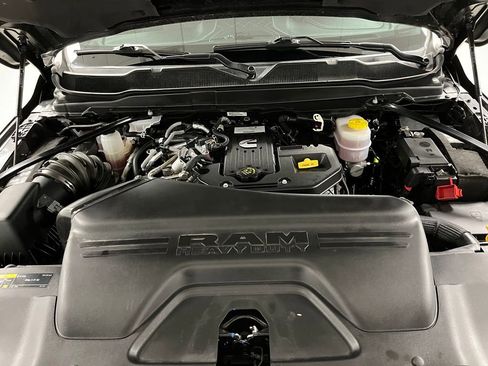 Used 2025 RAM 2500 Limited AWD/4WD image 62