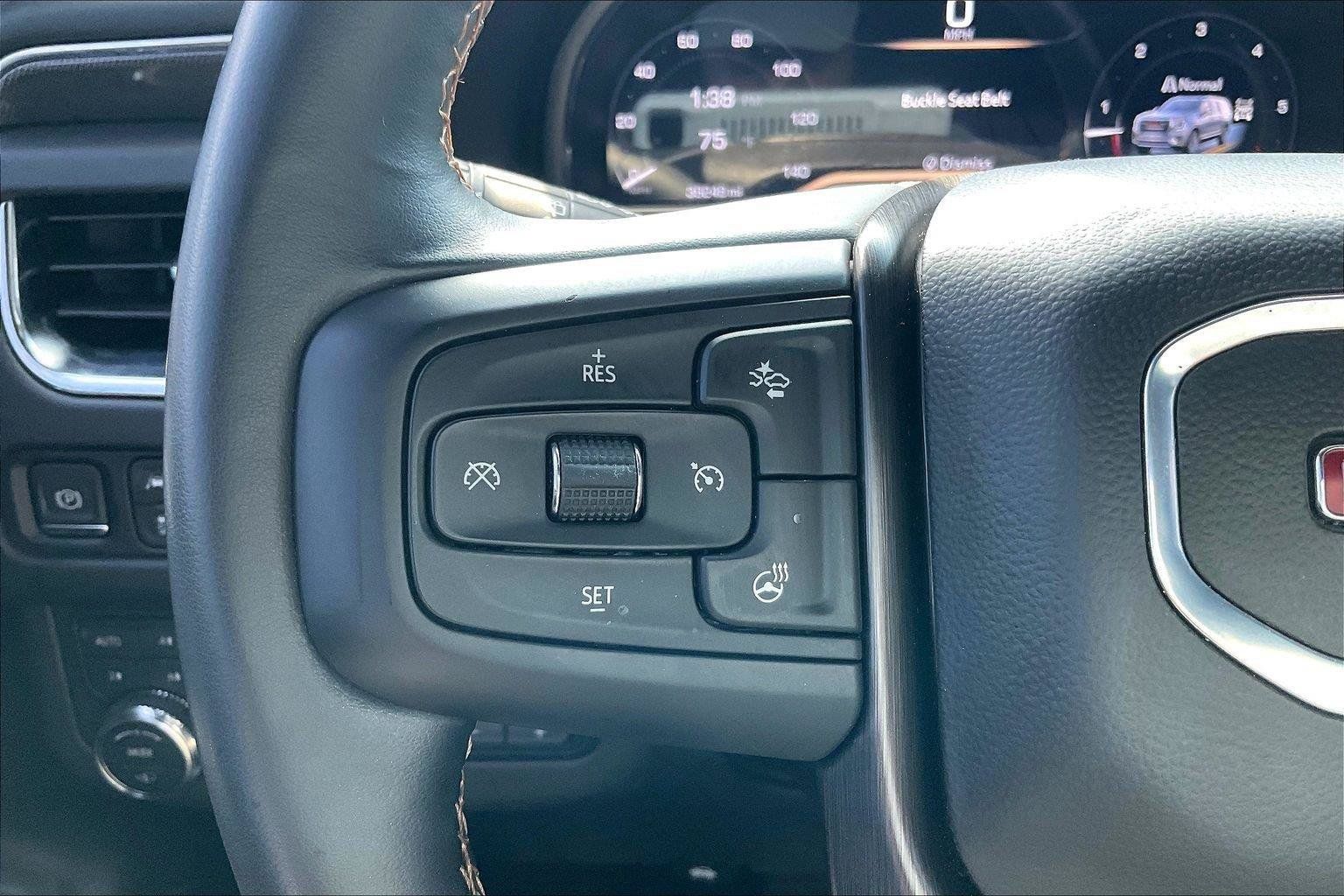 Used 2024 GMC Yukon AT4 w/ AT4 Premium Plus Package AWD/4WD image 19