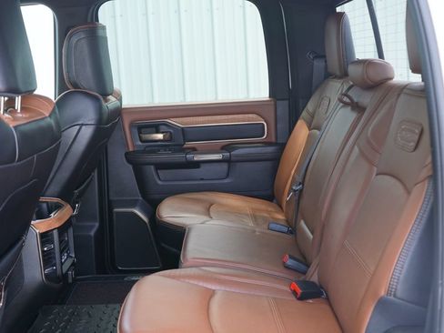Used 2023 RAM 3500 Limited AWD/4WD image 40