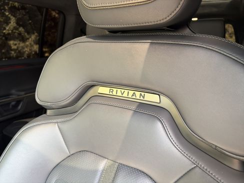 Used 2022 Rivian R1S Launch Edition AWD/4WD image 25