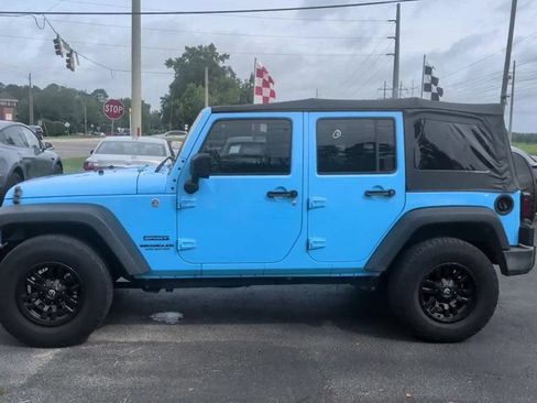 Used 2017 Jeep Wrangler Unlimited Sport w/ Quick Order Package 24S AWD/4WD image 5