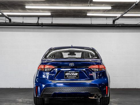 Used 2020 Toyota Corolla XSE FWD image 4