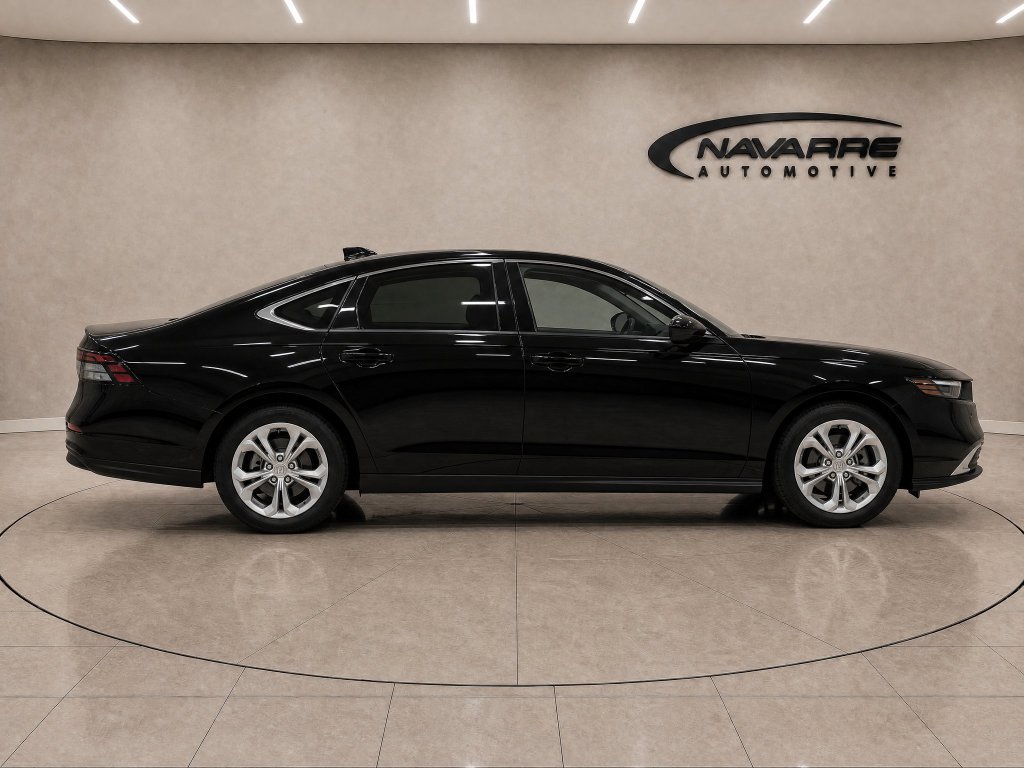 Used 2025 Honda Accord LX image 8