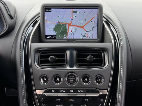 Used 2021 Aston Martin DB11 Coupe image 14