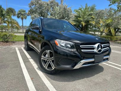 Used 2018 Mercedes-Benz GLC 300 w/ Premium Package