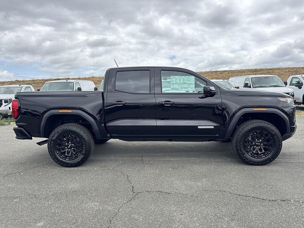 New 2026 GMC Canyon Elevation RWD image 3