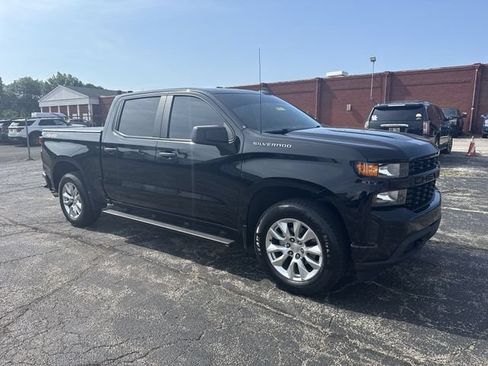 Used 2021 Chevrolet Silverado 1500 Custom AWD/4WD image 11
