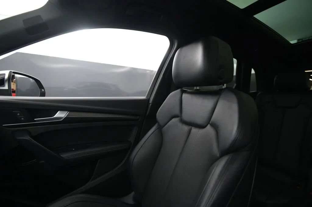 Used 2019 Audi SQ5 Premium Plus w/ Premium Plus Package AWD/4WD image 28