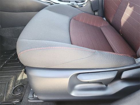 Used 2025 Toyota Corolla SE image 23