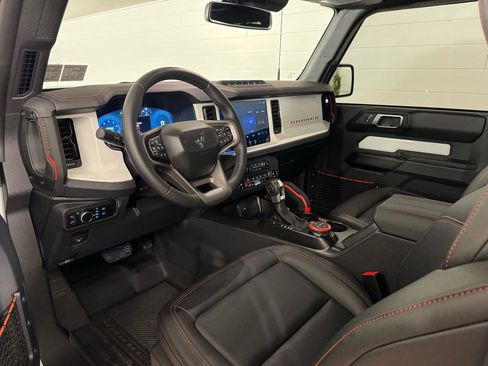 Used 2025 Ford Bronco Stroppe Edition image 12