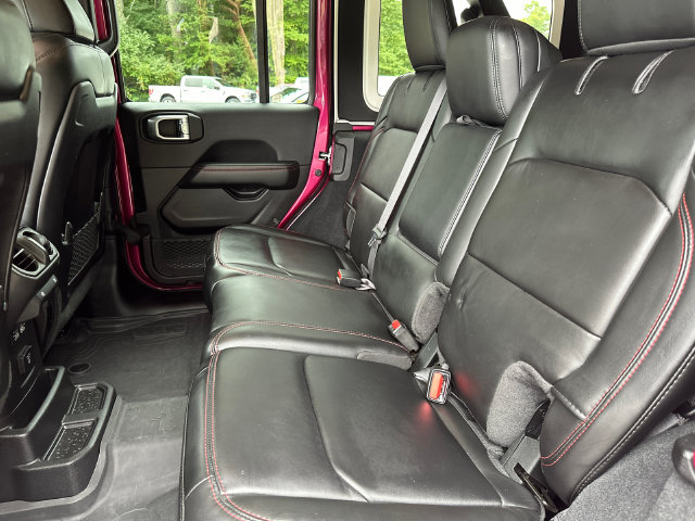 Used 2024 Jeep Wrangler Unlimited Rubicon AWD/4WD image 17